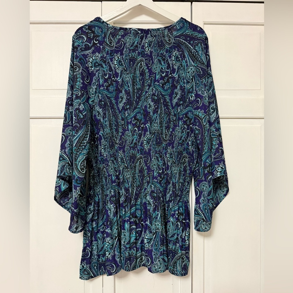 Catherines Paisley V-Neck Tunic Bejeweled Pleated Blouse 3X Bell Sleeve - Picture 4 of 9